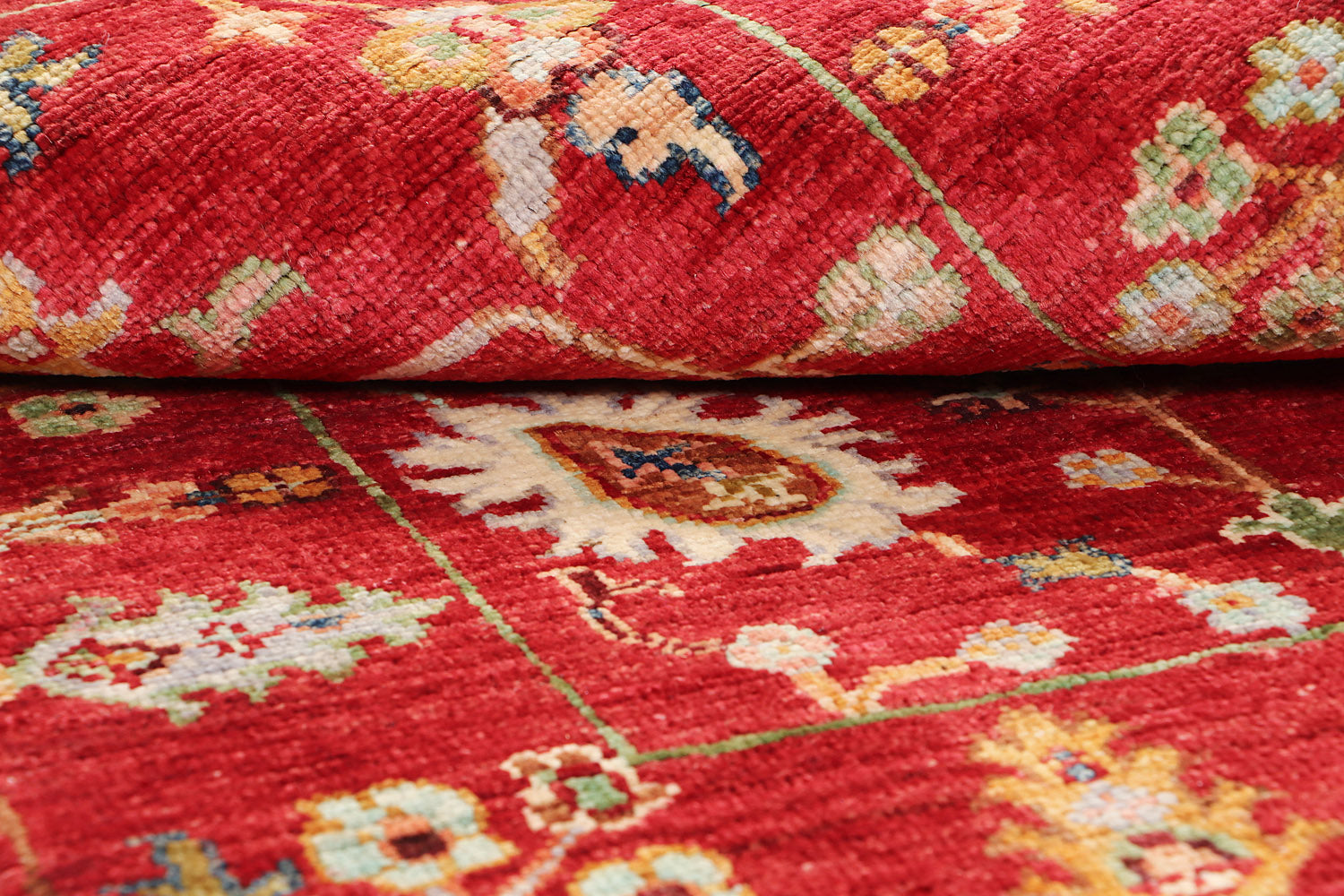 Sultani Red Rug PC 55622 - 0.92m X 0.63m