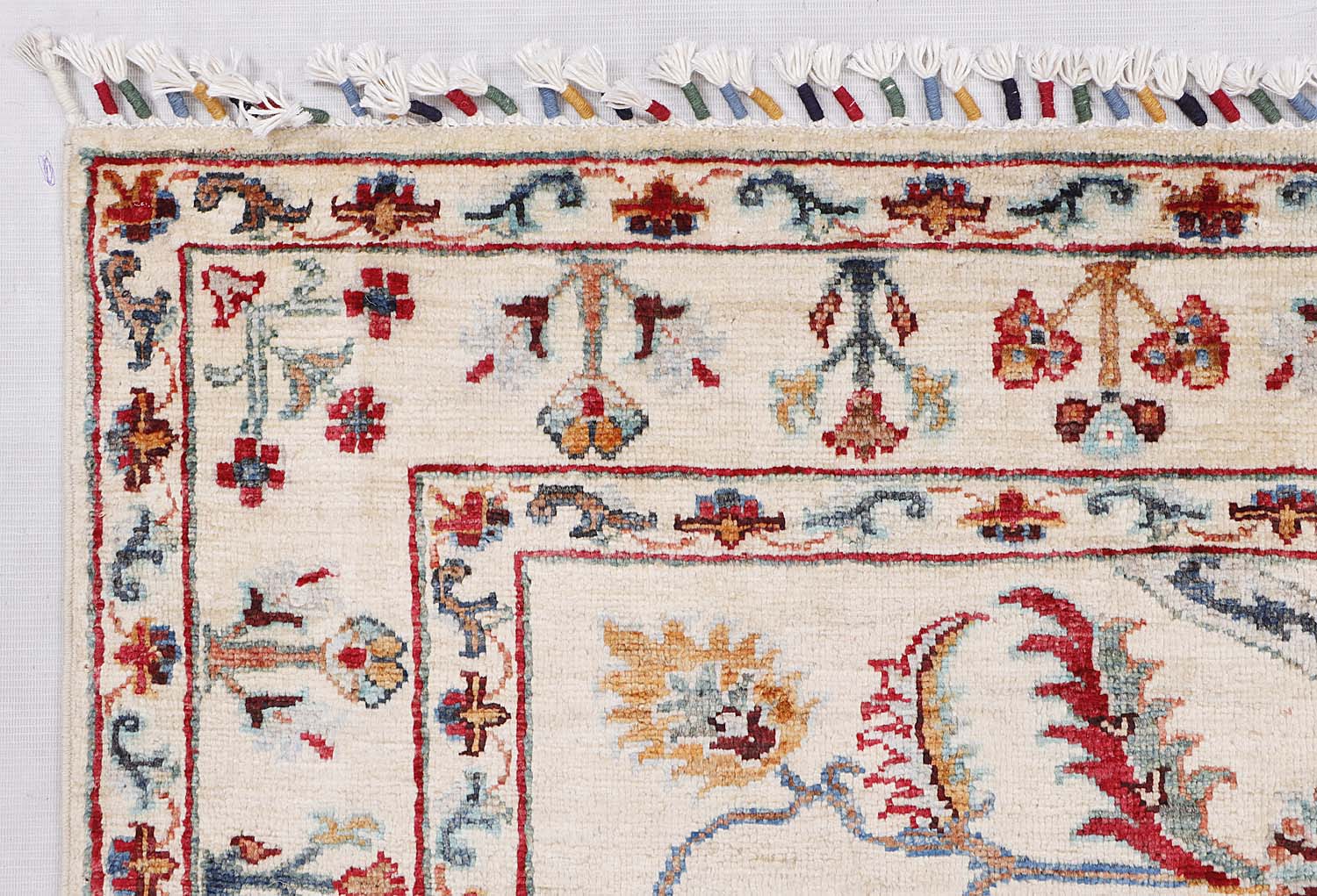 Pictorial Ivory Rug PC 56870 - 1.68m X 1.23m