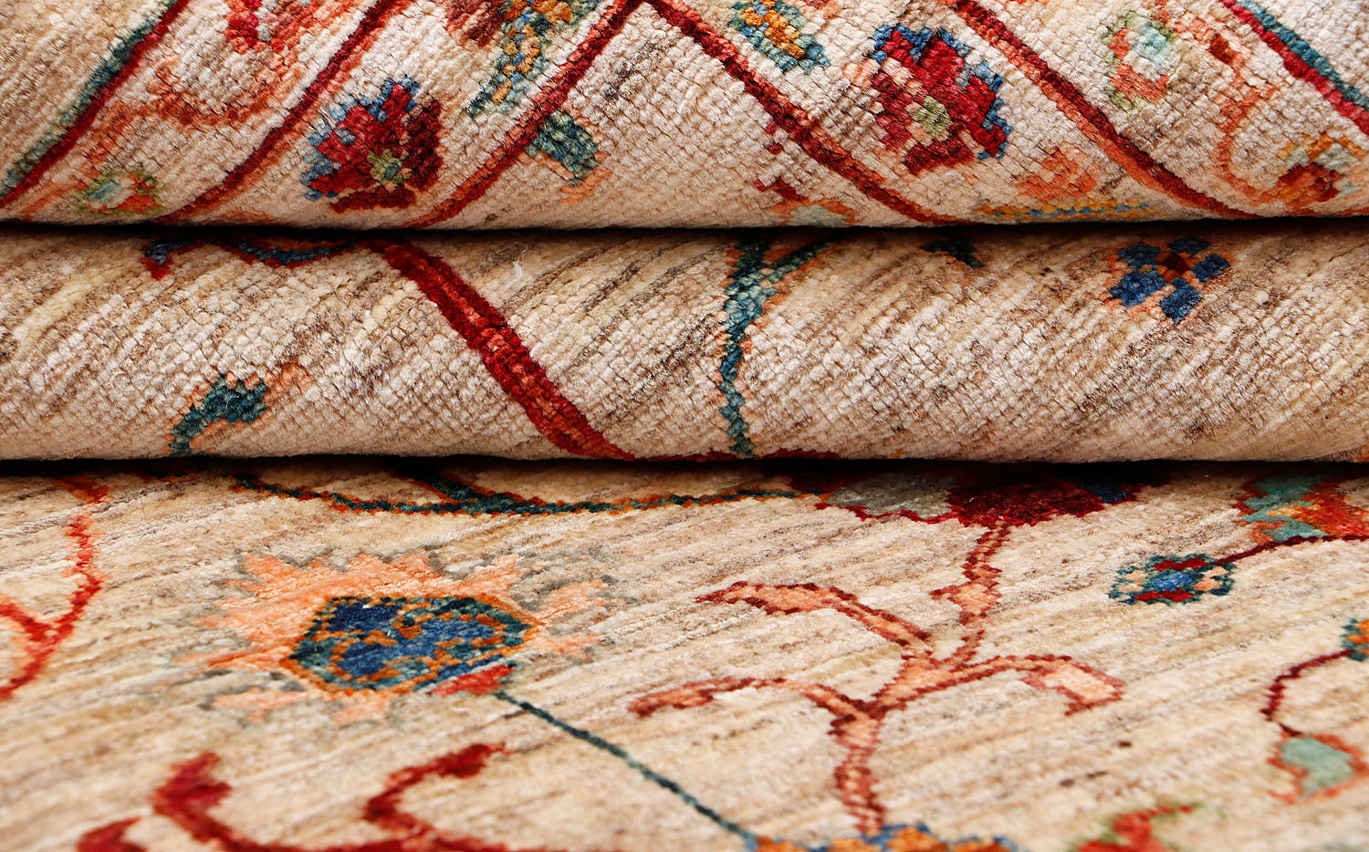 Sultani Natural Rug PC 57703 - 2.36m X 1.72m