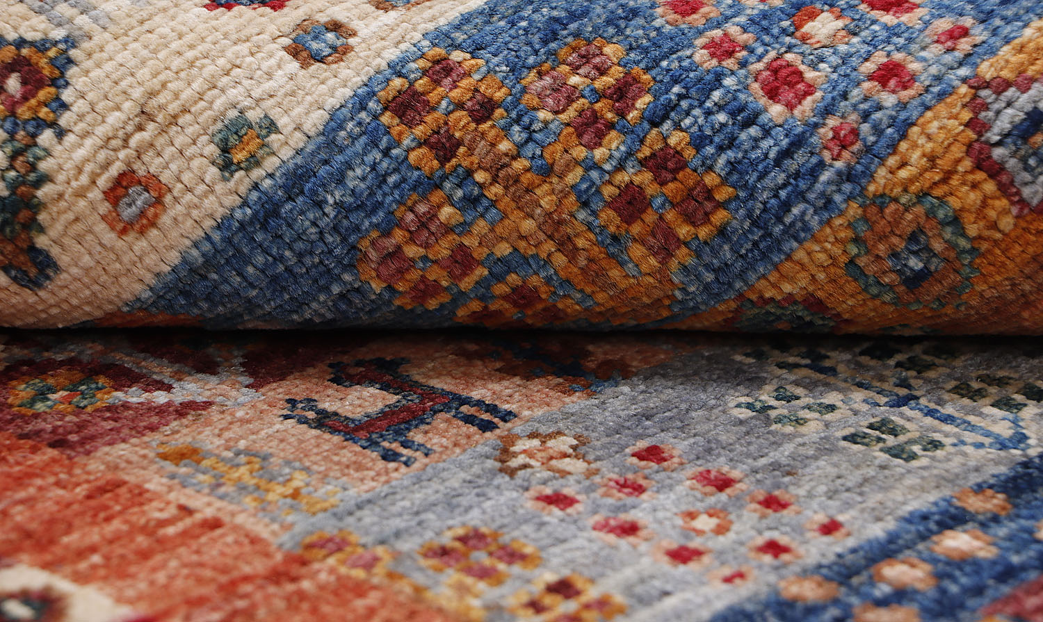 Loribaft Multi Rug PC 56905 - 1.57m X 0.99m