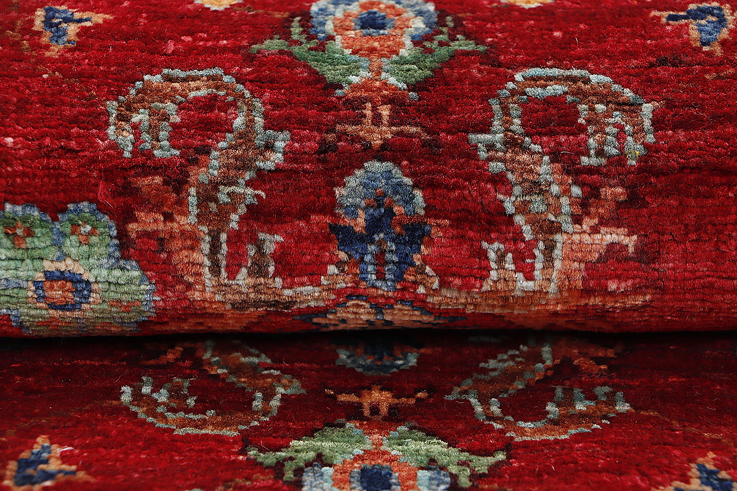 Sultani Red Rug PC 56685 - 0.95m X 0.58m