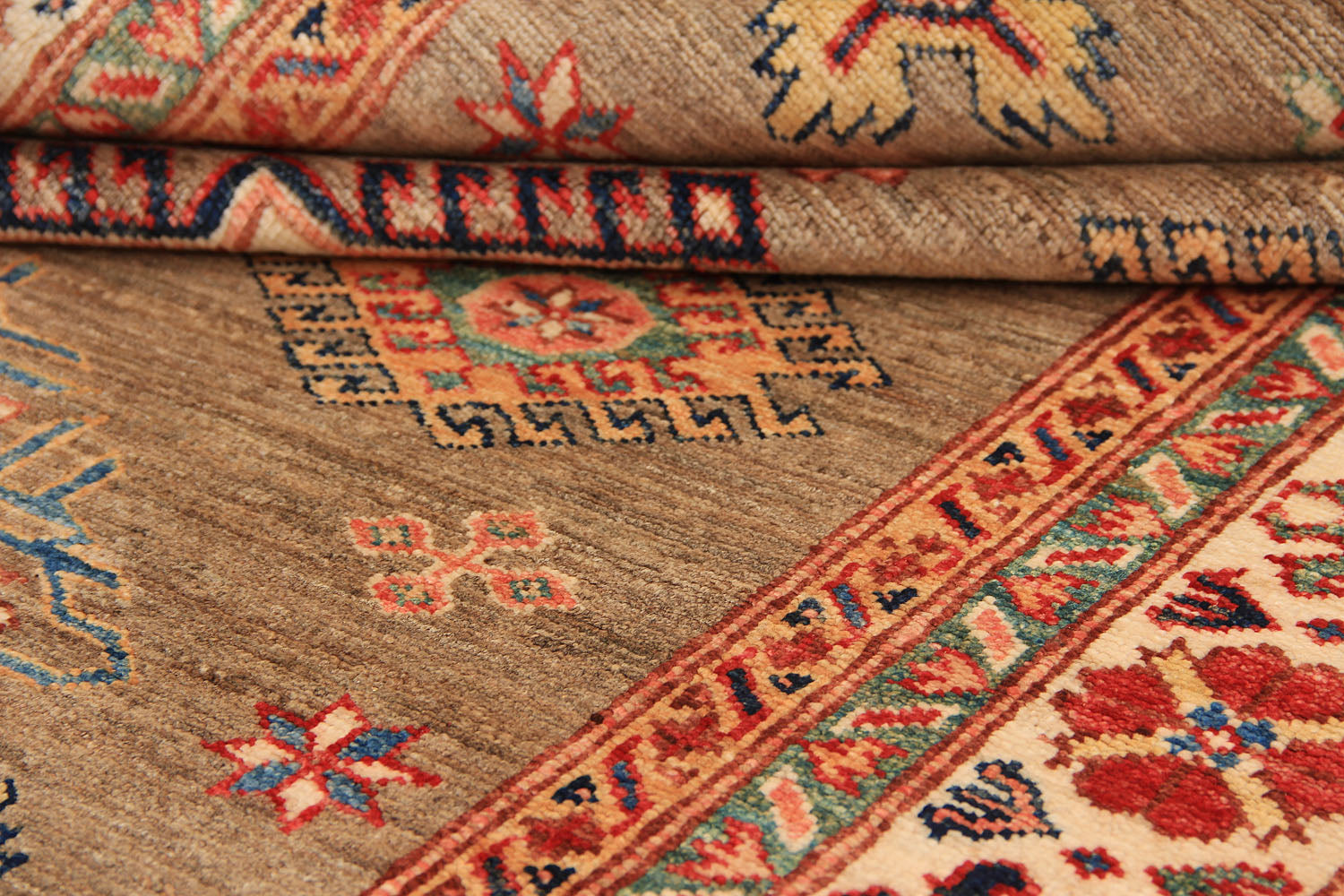 Supreme Kazak Natural Rug PC 54507 - 1.78m X 1.27m