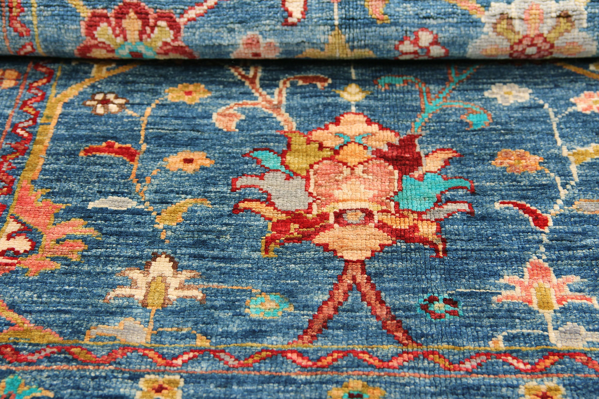 Sultani Blue Rug PC 52446 - 1.27m X 0.84m