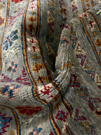 Khurjeen Grey Rug PC 57411 - 1.18m X 0.88m