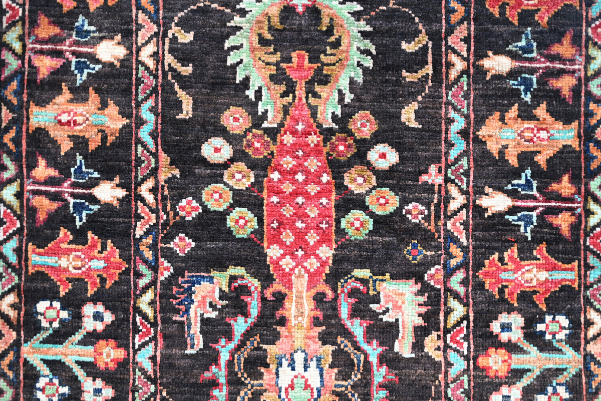 Sultani Black Rug PC 57566 - 0.93m X 0.62m – Gooch Luxury Rugs