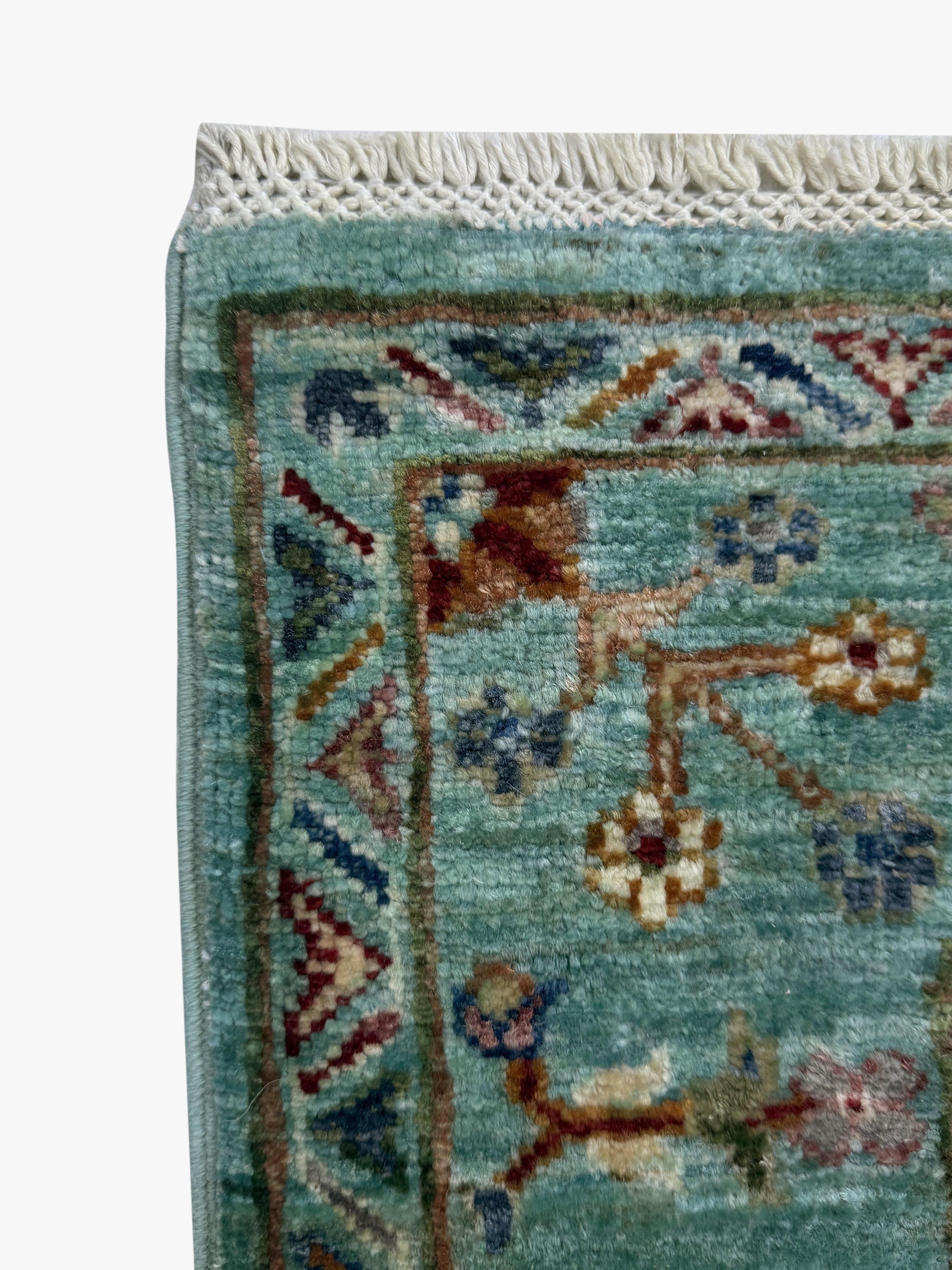 Sultani Green Rug PC 57416 - 1.53m X 1.01m