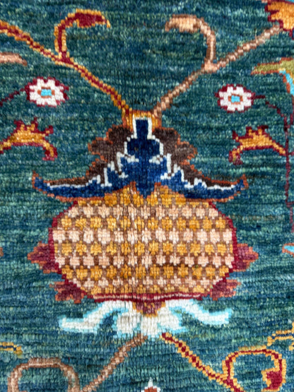 Sultani Green Rug PC 57418 - 1.41m X 1.08m