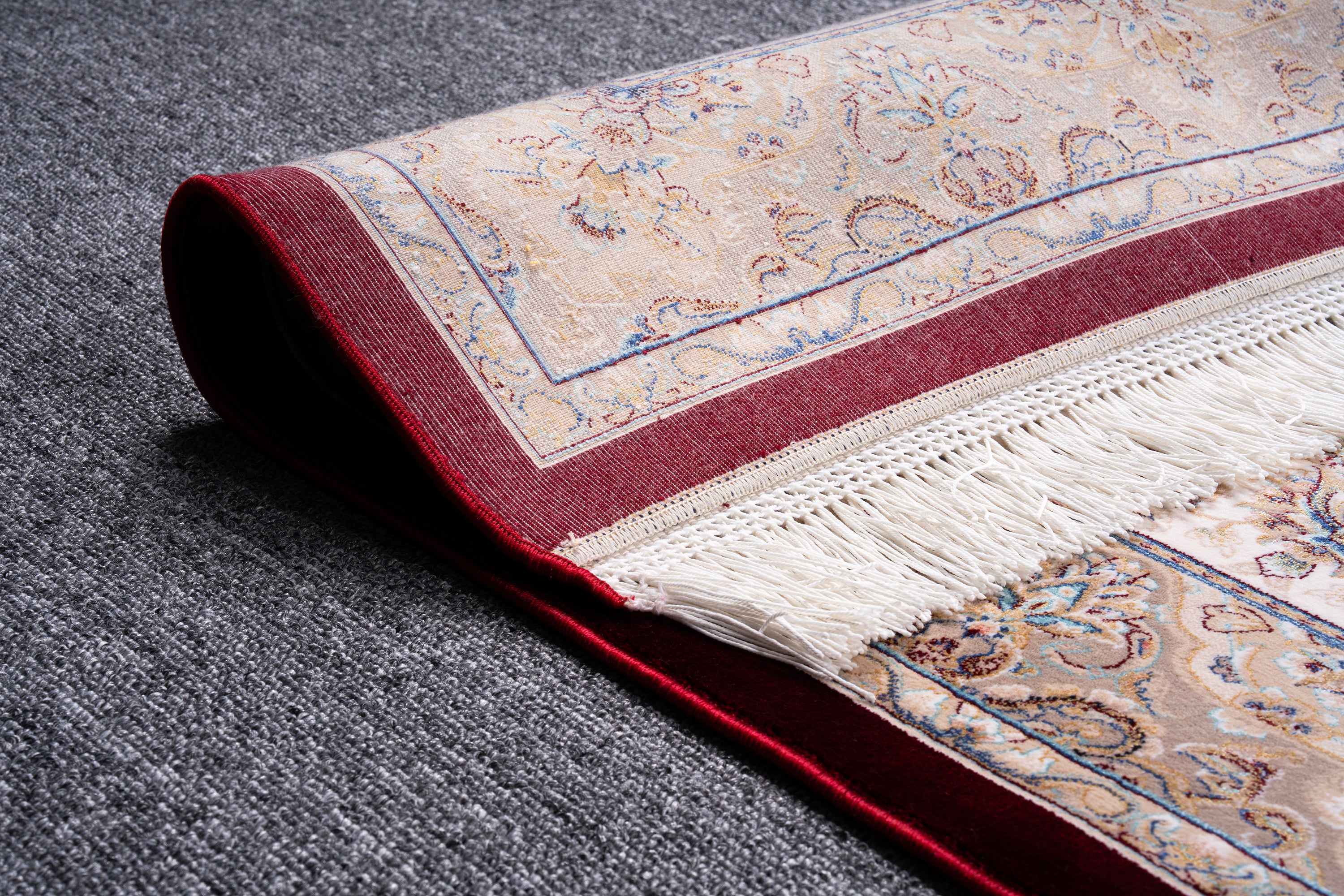 Abedeh Red Rug