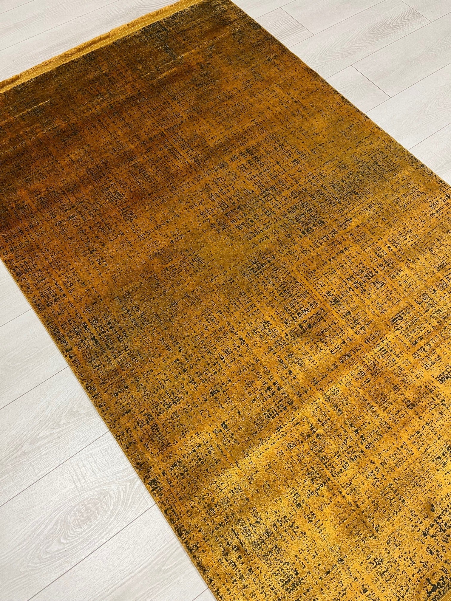 Colore Distressed Copper Rug