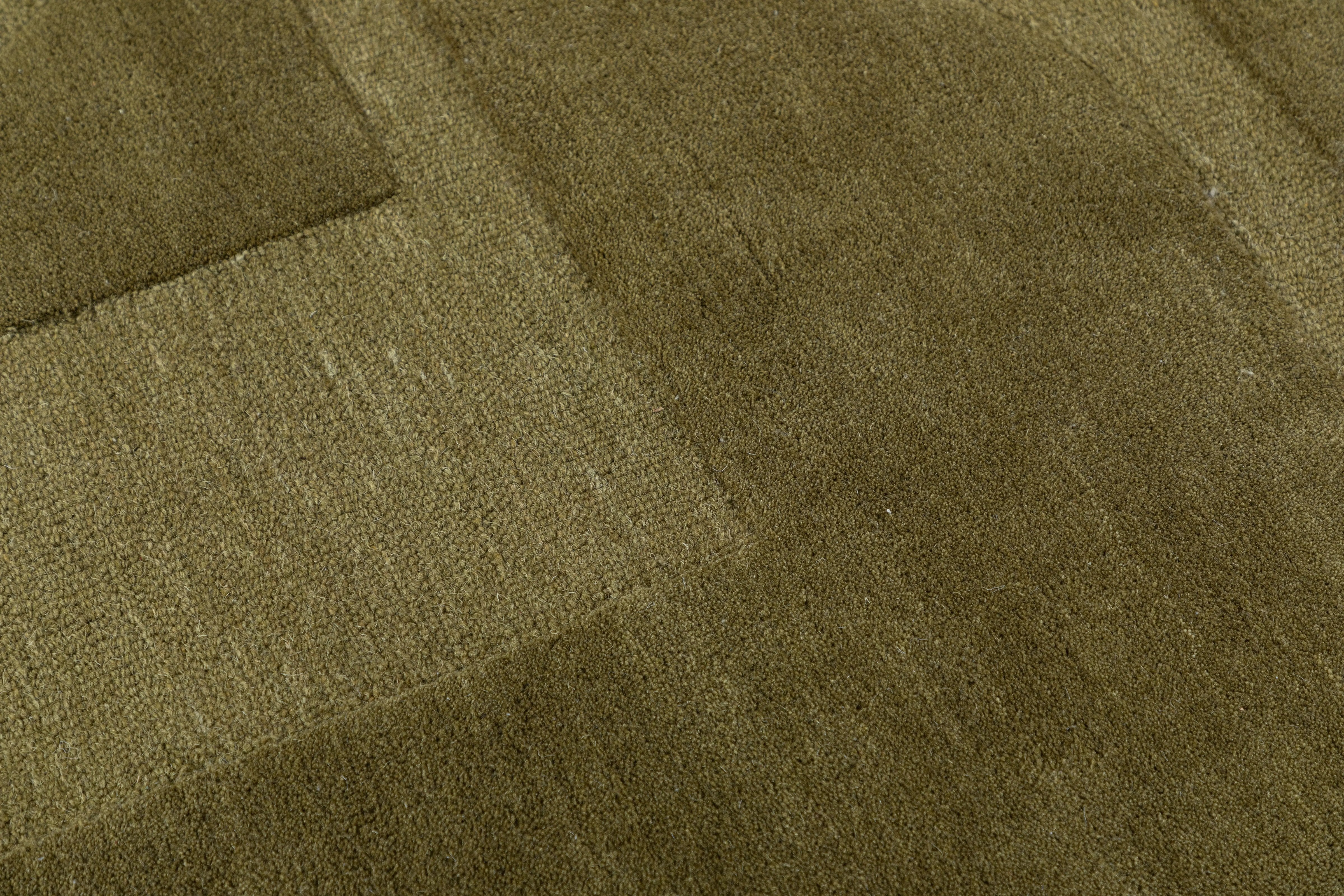 Devonshire Dibon Green Rug