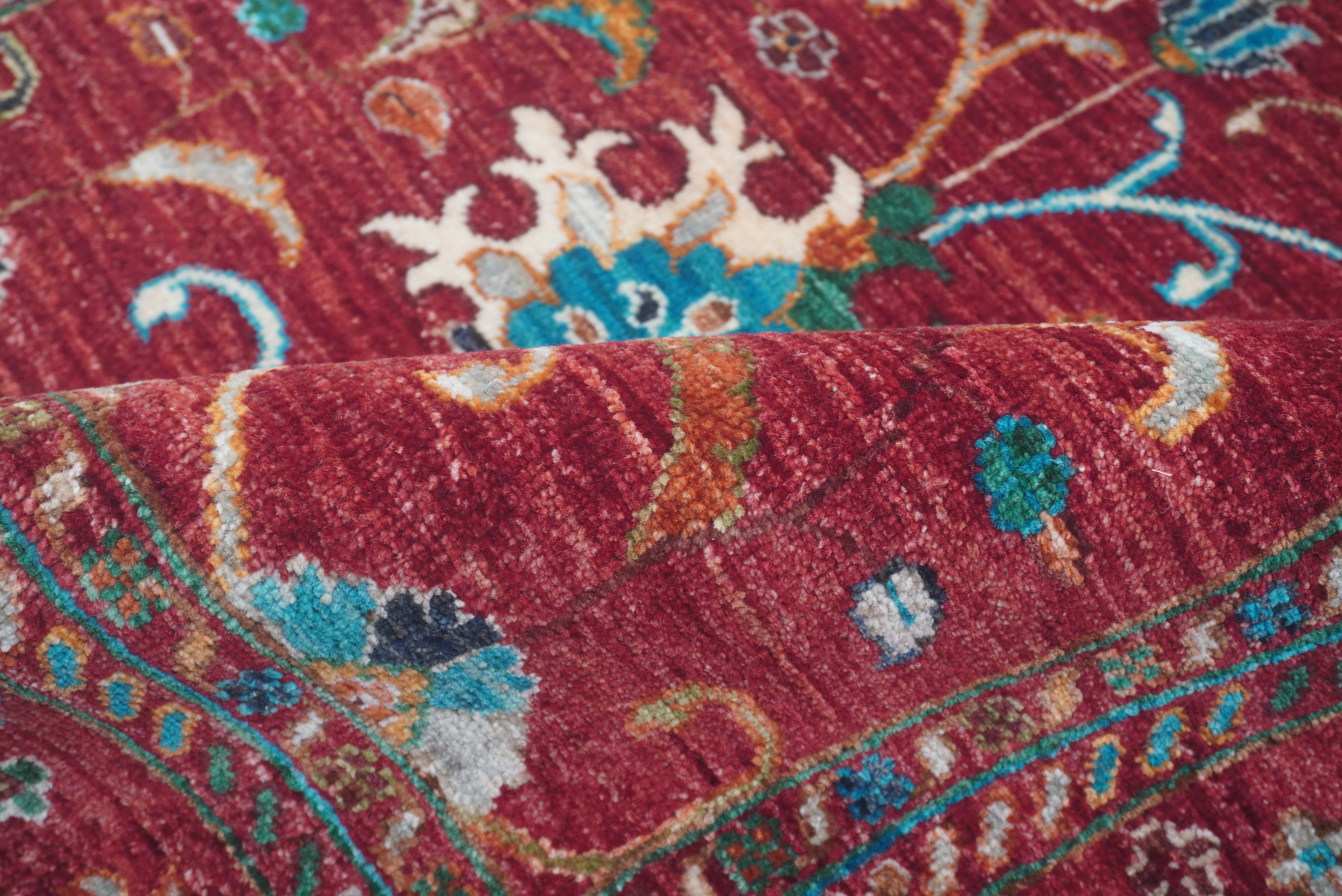 Sultani Red Rug PC 55859 - 1.51m X 1.01m