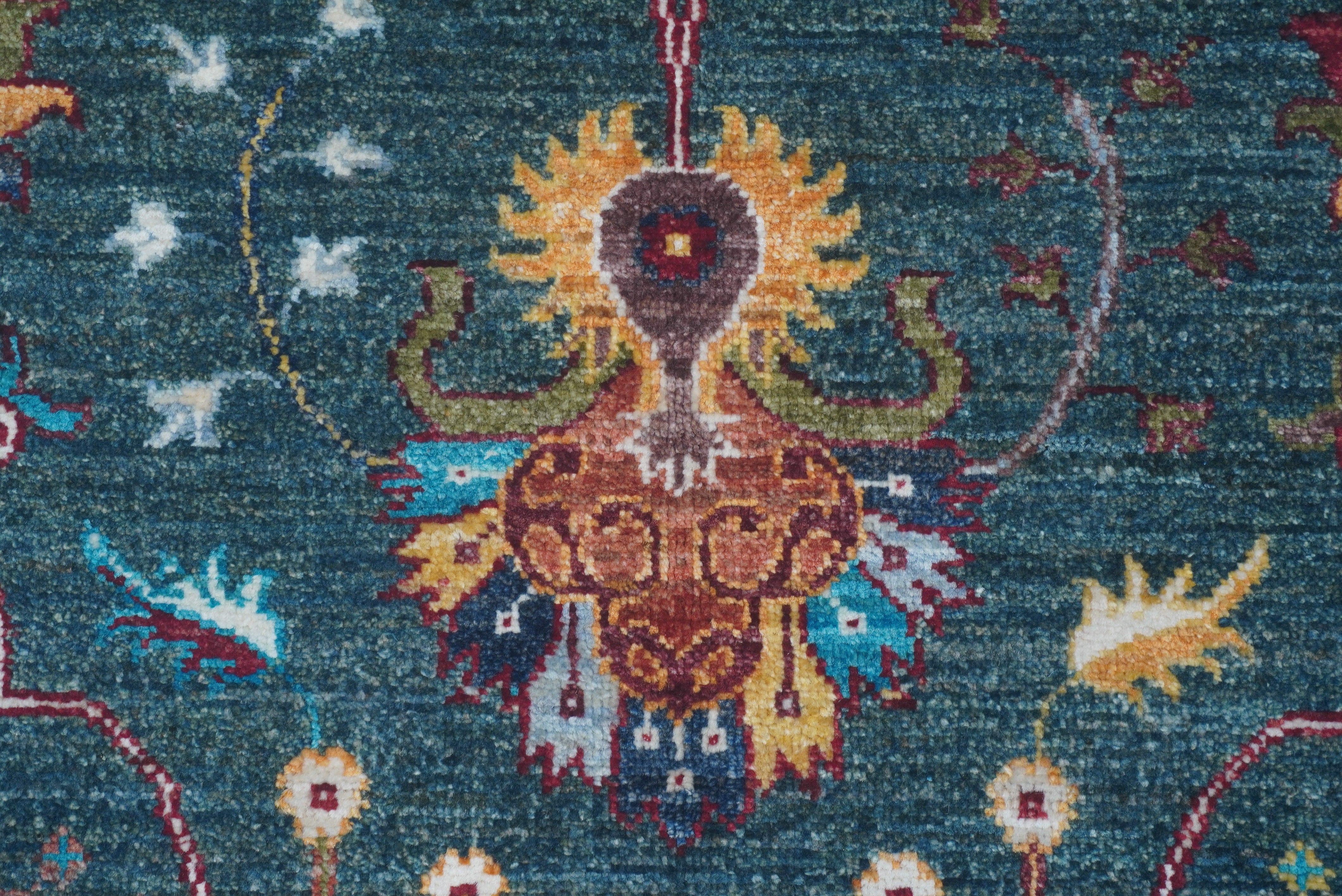 Sultani Green Rug PC 55875 - 1.33m X 0.83m