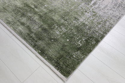 Toros Distressed Gradient Green/ Silver Rug