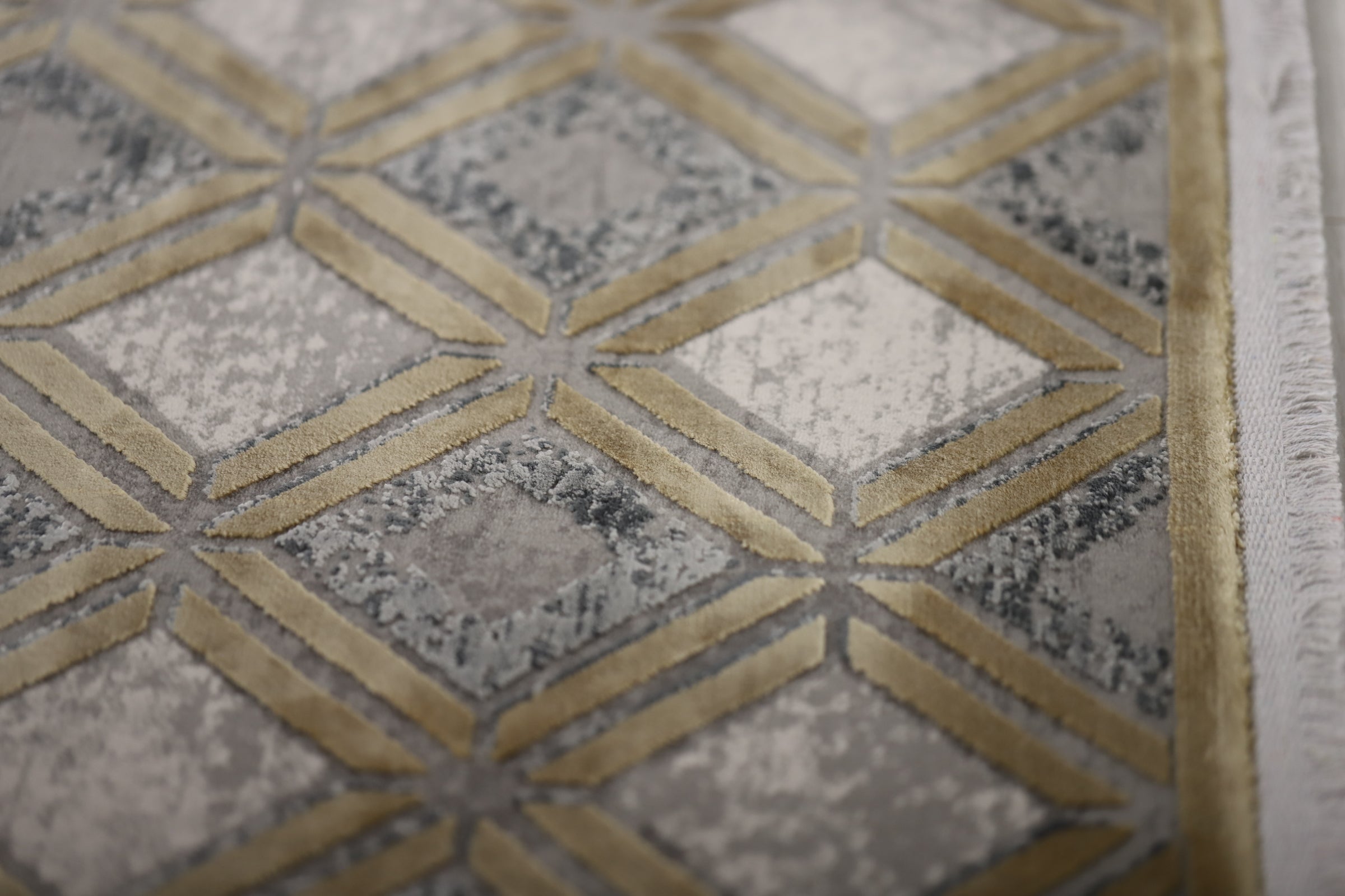 Designer Inspired Samples 91 - 2.90m X 2.00m