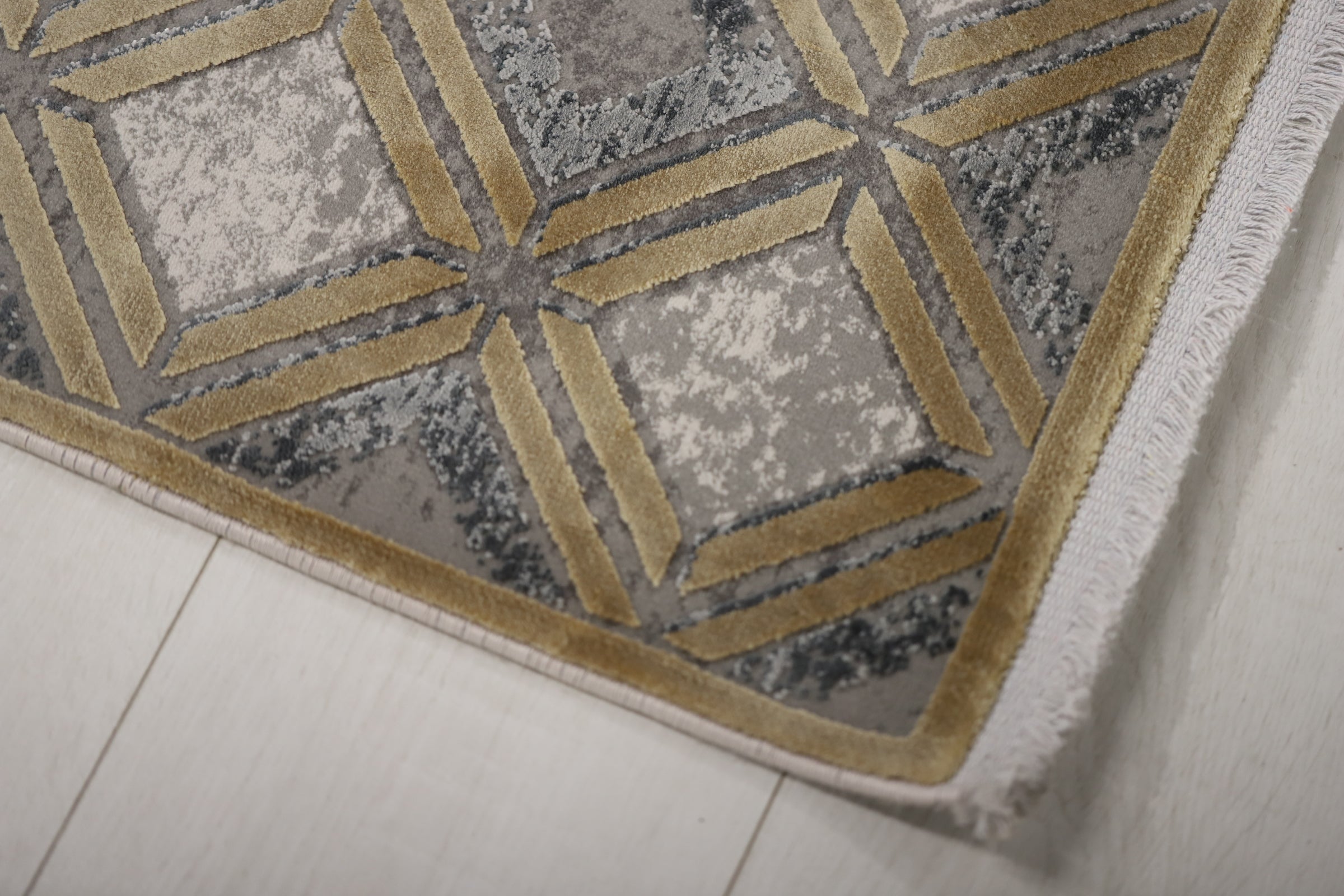 Designer Inspired Samples 91 - 2.90m X 2.00m