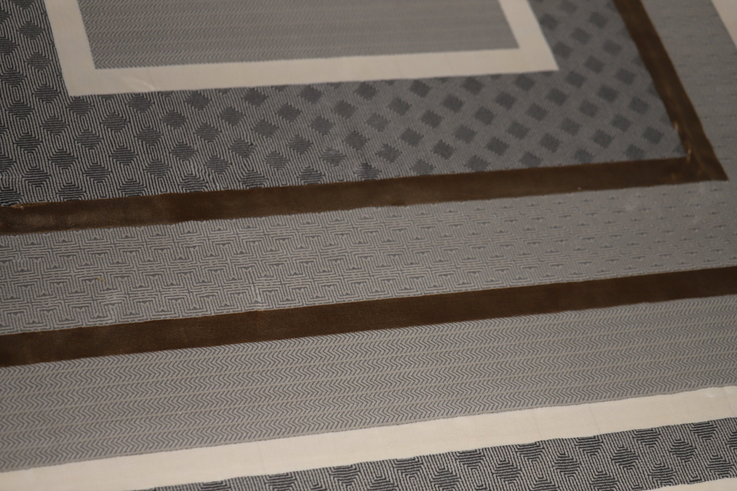 Designer Inspired Samples 96 - 2.90m X 2.00m