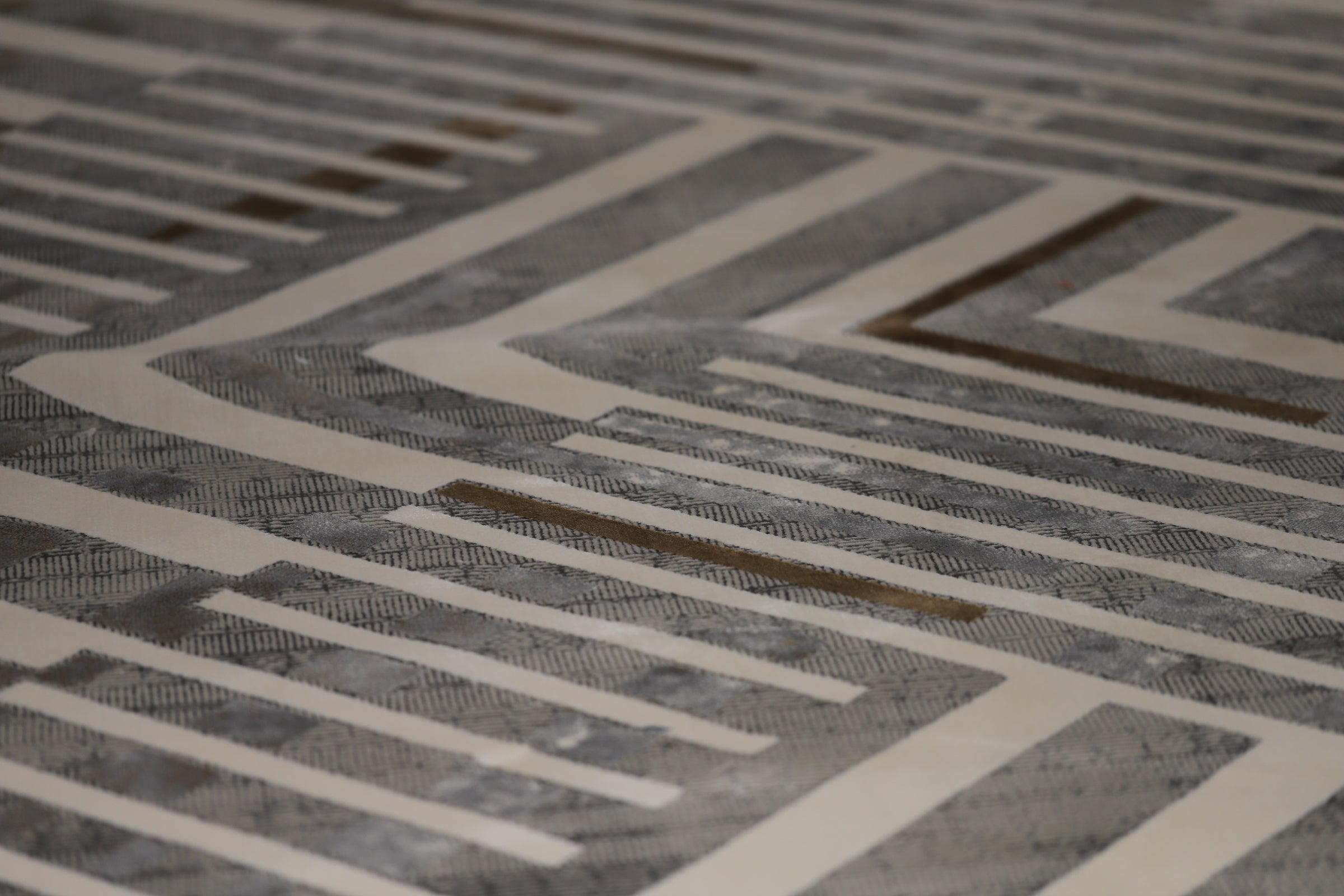 Designer Inspired Samples 101 - 2.90m X 2.00m