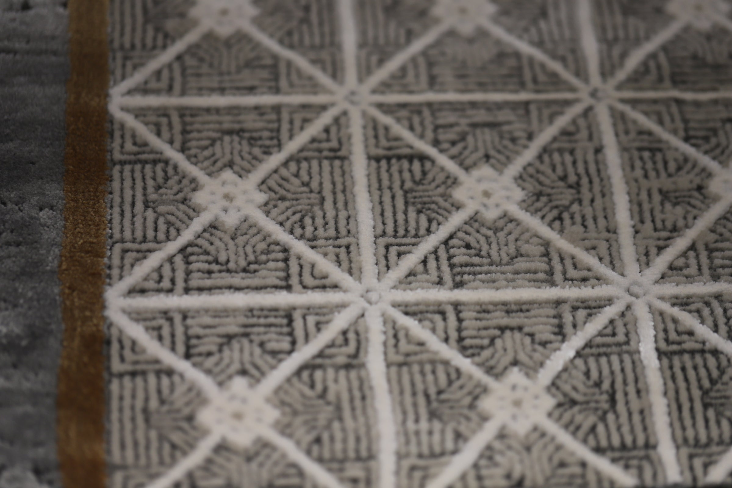 Designer Inspired Samples 102 - 2.90m X 2.00m