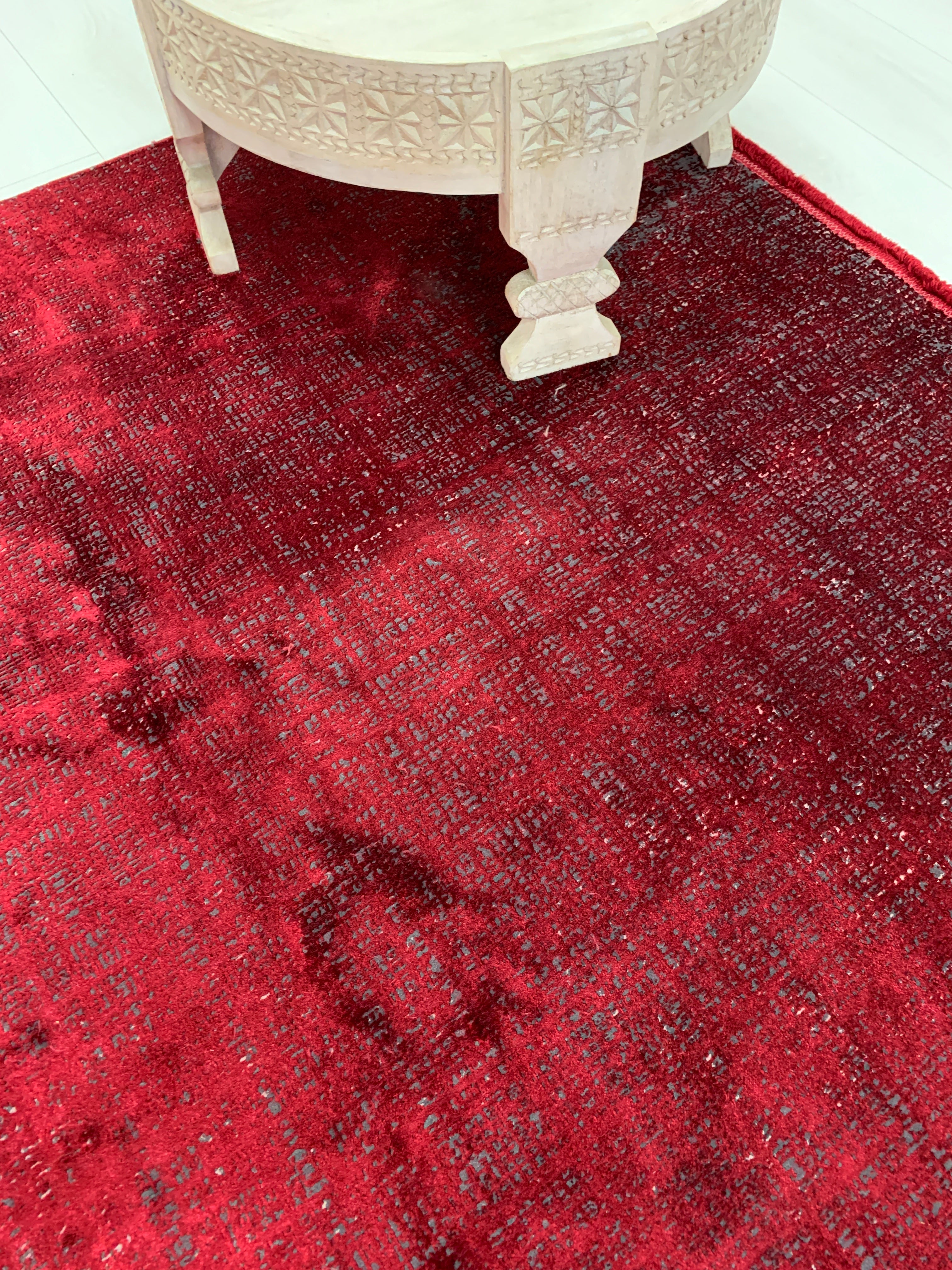 Colore Distressed Claret Rug