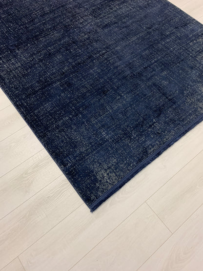 Colore Distressed Midnight Rug