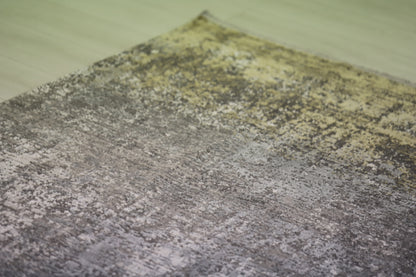 Toros Distressed Ombre Gold / Silver Rug