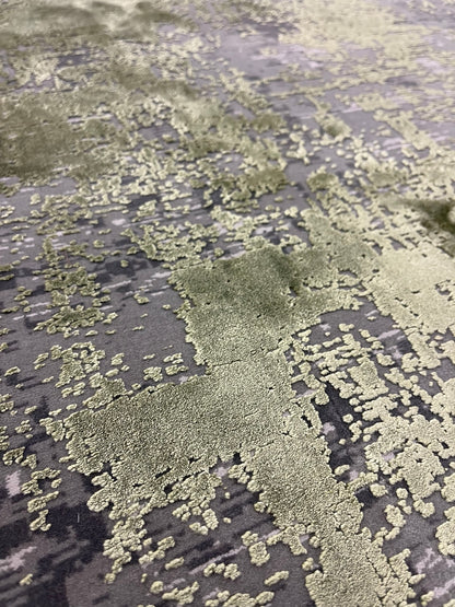 Toros Distressed Ombre Green Rug
