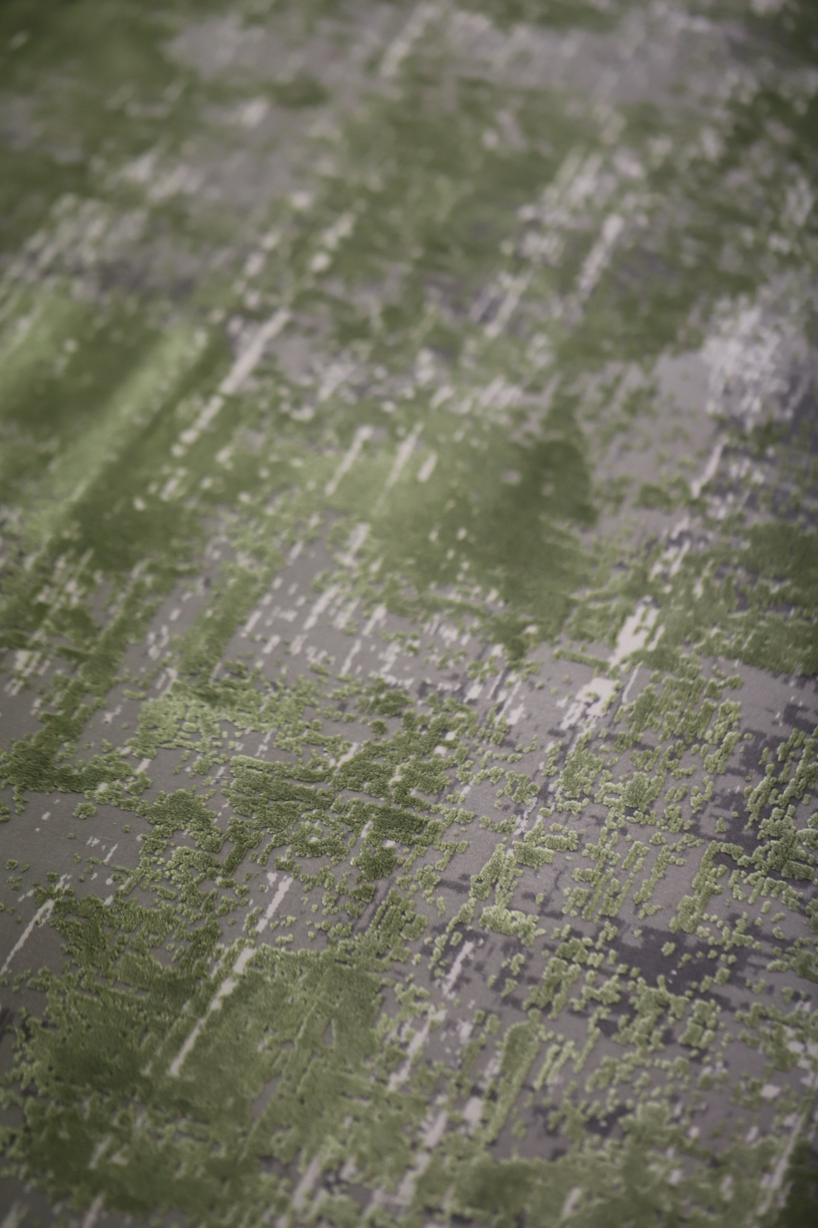 Toros Distressed Ombre Green Rug