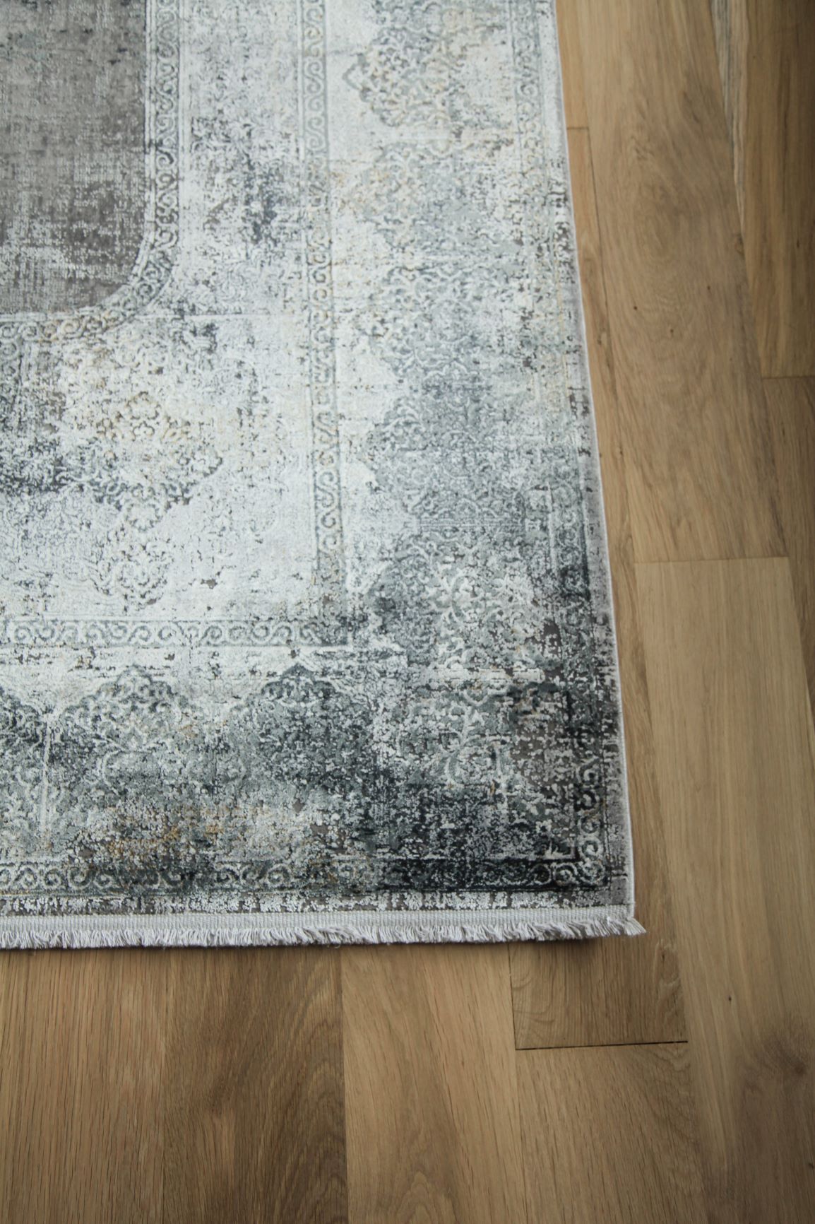 Toros Distressed Medallion Frost Grey Overdyed Rug