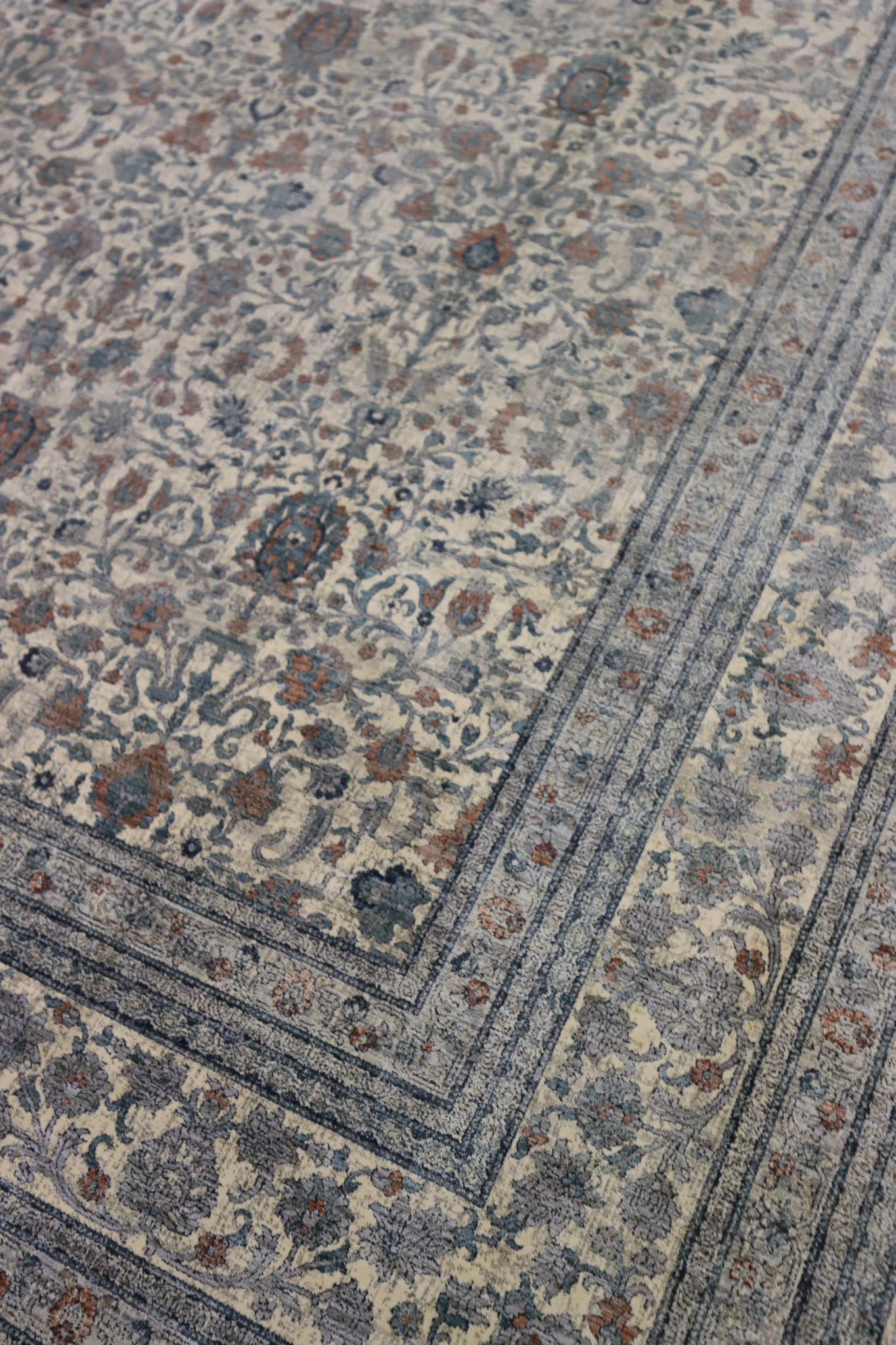 Heritage Shah Abbas Rug
