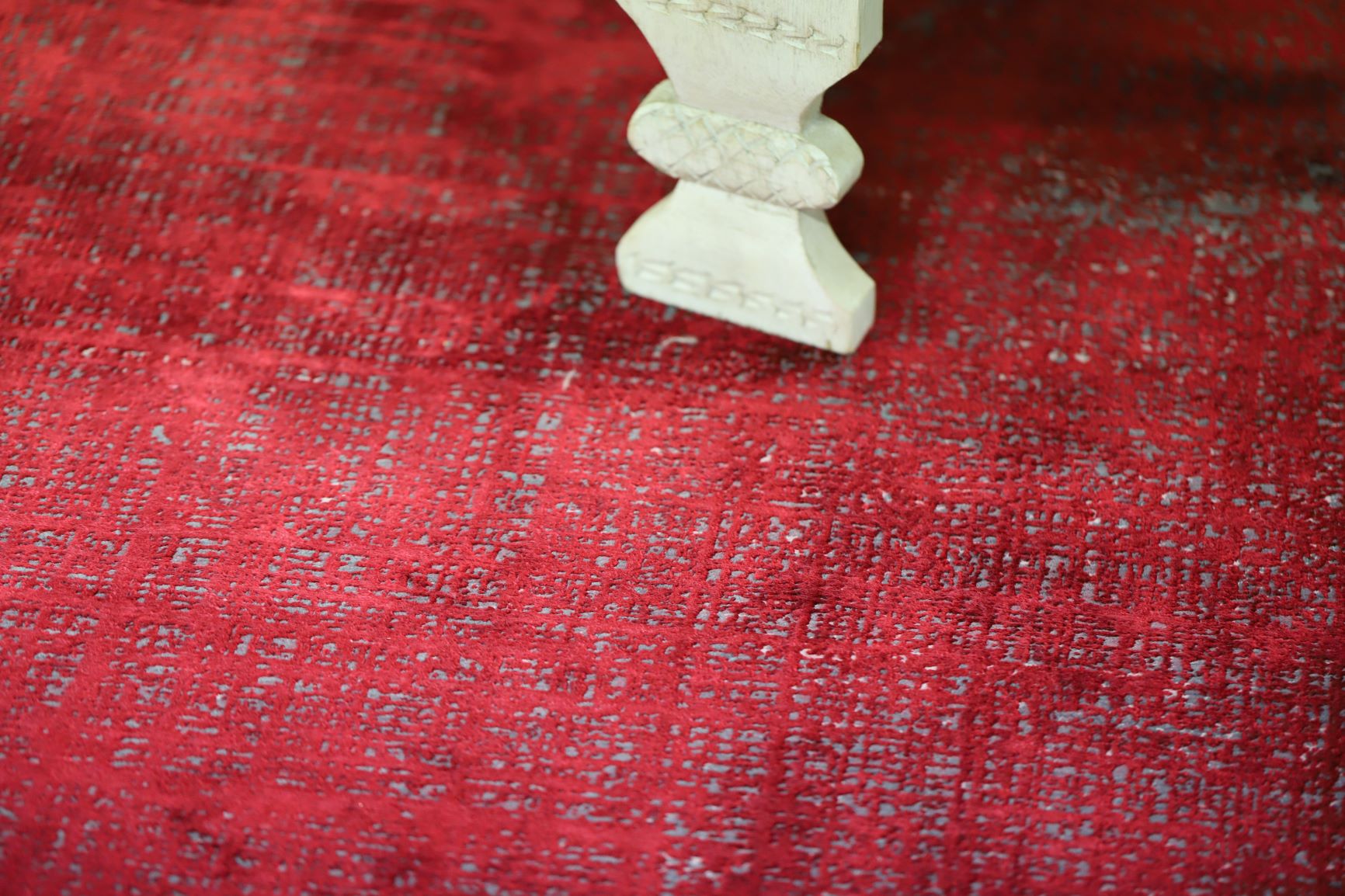 Colore Distressed Claret Rug